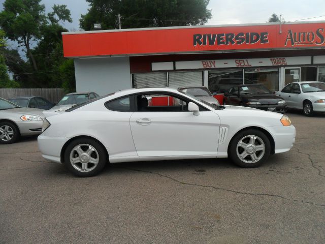 Hyundai Tiburon 2003 photo 1