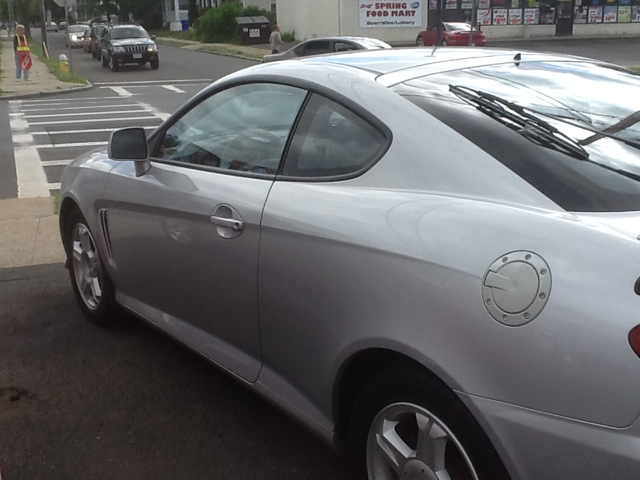 Hyundai Tiburon 2003 photo 1