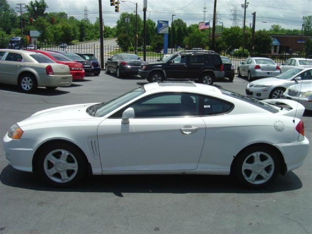 Hyundai Tiburon 2003 photo 1