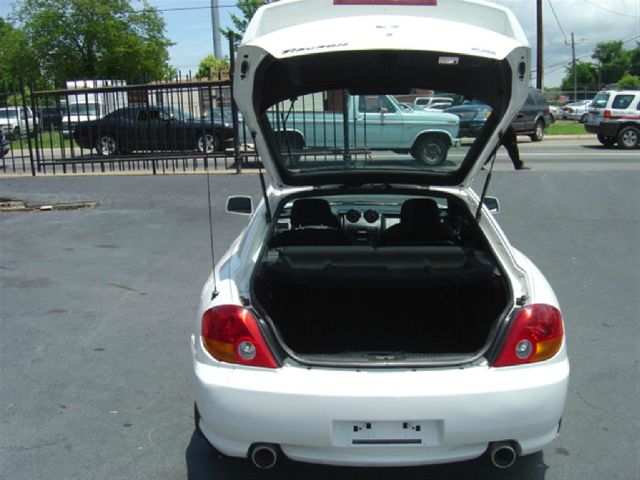 Hyundai Tiburon 2003 photo 7