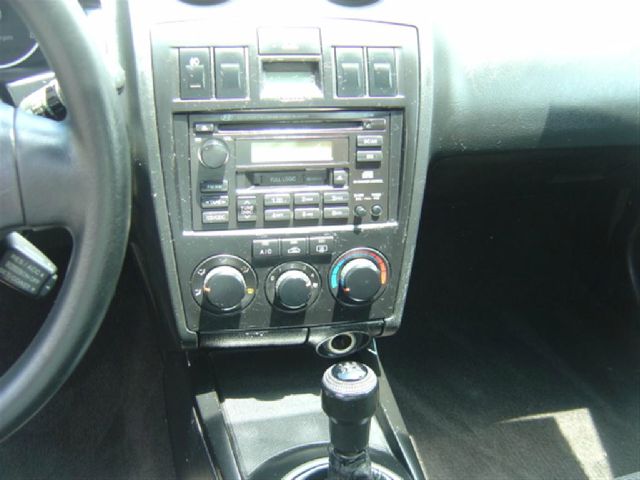 Hyundai Tiburon 2003 photo 8