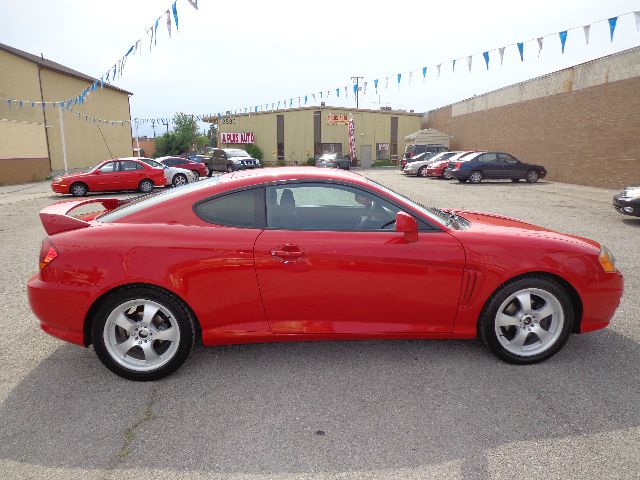 Hyundai Tiburon 2003 photo 4