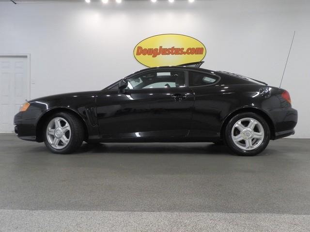 Hyundai Tiburon 2003 photo 1