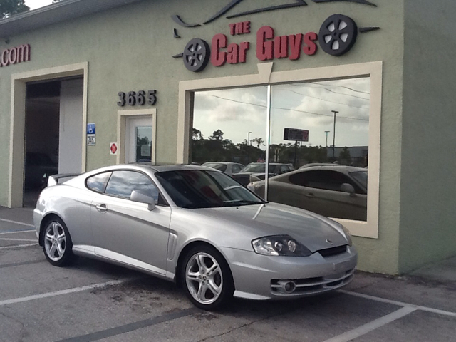 Hyundai Tiburon 2003 photo 4