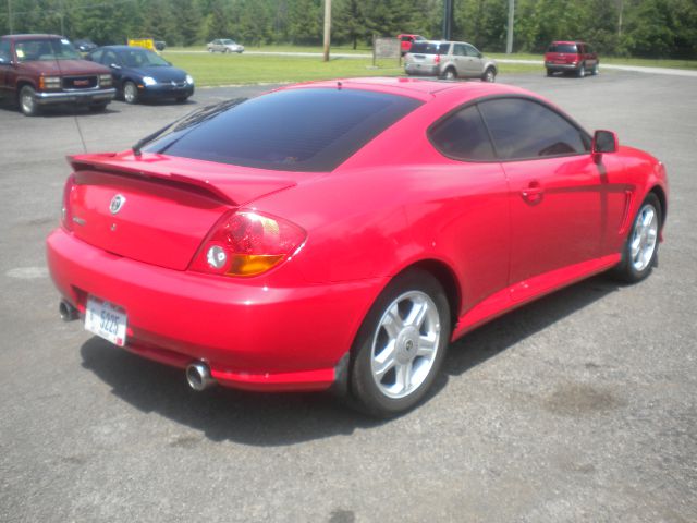 Hyundai Tiburon 2004 photo 3