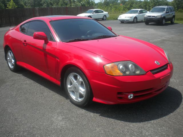 Hyundai Tiburon 2004 photo 4