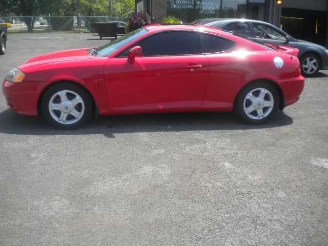 Hyundai Tiburon 2004 photo 5