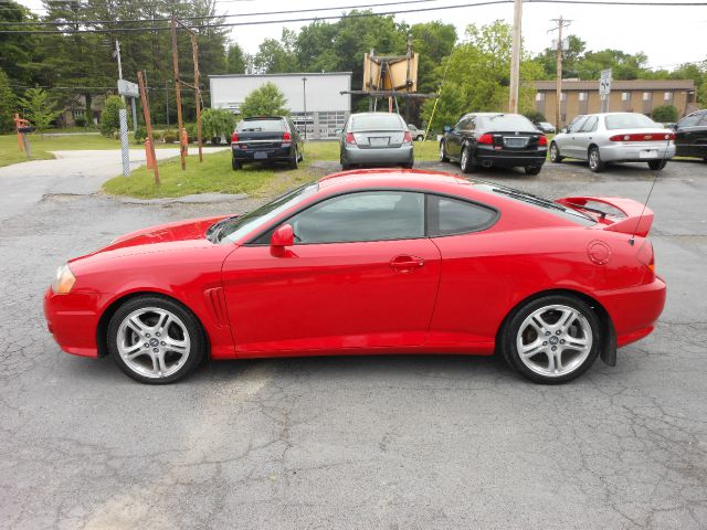 Hyundai Tiburon 2004 photo 11