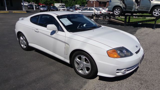 Hyundai Tiburon 2004 photo 3