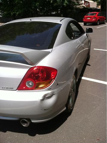 Hyundai Tiburon 2004 photo 3