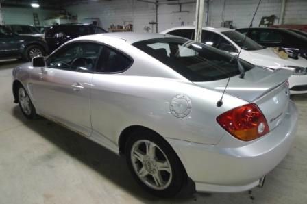 Hyundai Tiburon 2004 photo 4