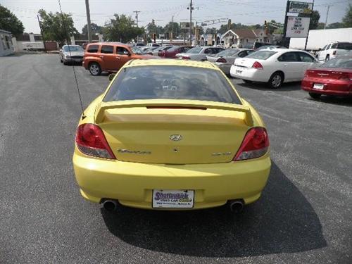 Hyundai Tiburon 2005 photo 2