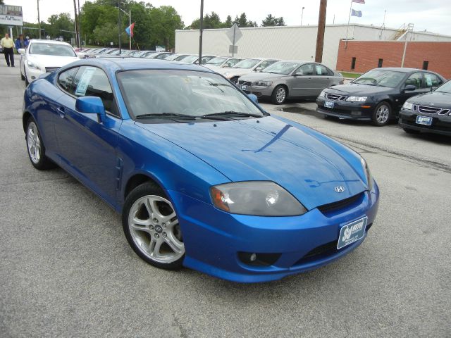 Hyundai Tiburon 2005 photo 18