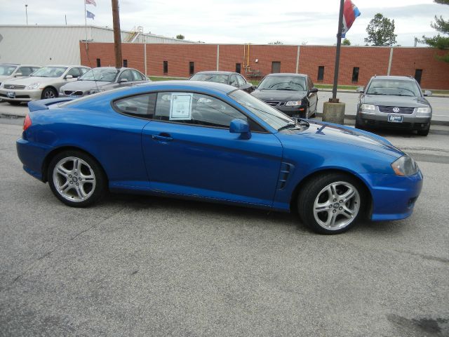 Hyundai Tiburon 2005 photo 21