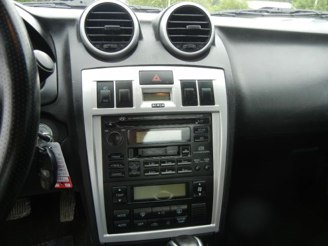 Hyundai Tiburon 2005 photo 6