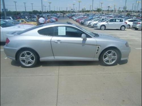 Hyundai Tiburon 2005 photo 3