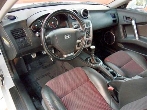 Hyundai Tiburon 2005 photo 3