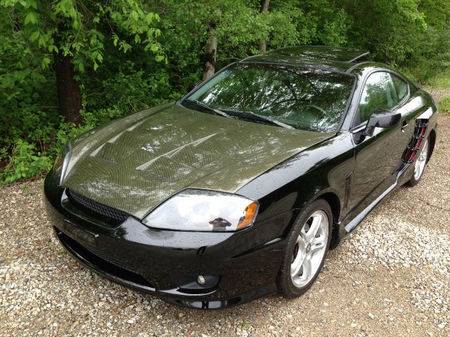 Hyundai Tiburon 2005 photo 10