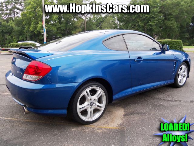 Hyundai Tiburon 2005 photo 2