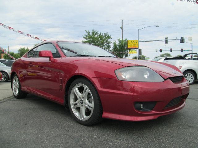 Hyundai Tiburon 2005 photo 1