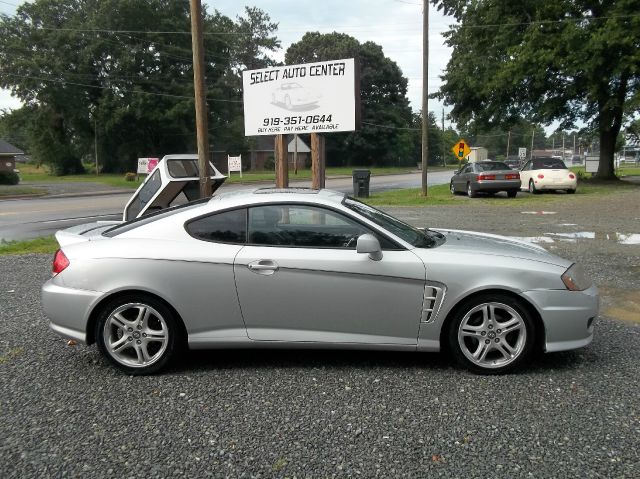 Hyundai Tiburon 2005 photo 3