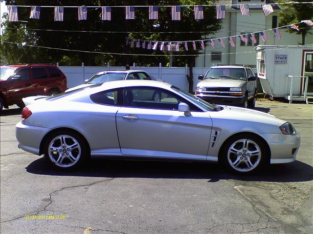 Hyundai Tiburon 2006 photo 1