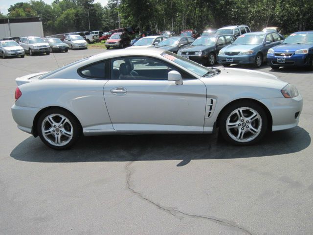 Hyundai Tiburon 2006 photo 4