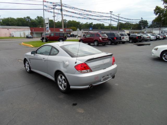 Hyundai Tiburon 2006 photo 2