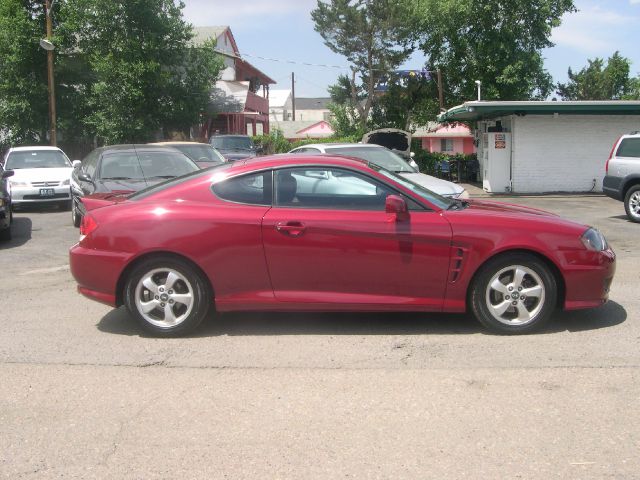 Hyundai Tiburon 2006 photo 2