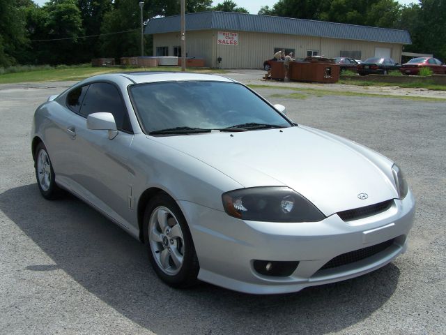 Hyundai Tiburon 2006 photo 1