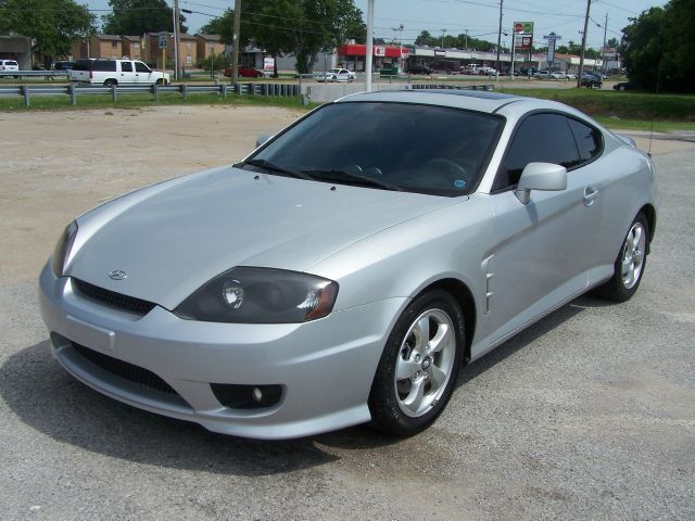 Hyundai Tiburon 2006 photo 4