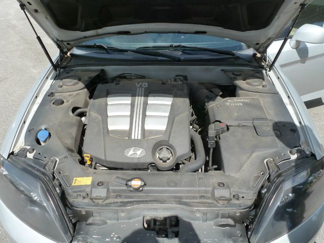 Hyundai Tiburon 2006 photo 14