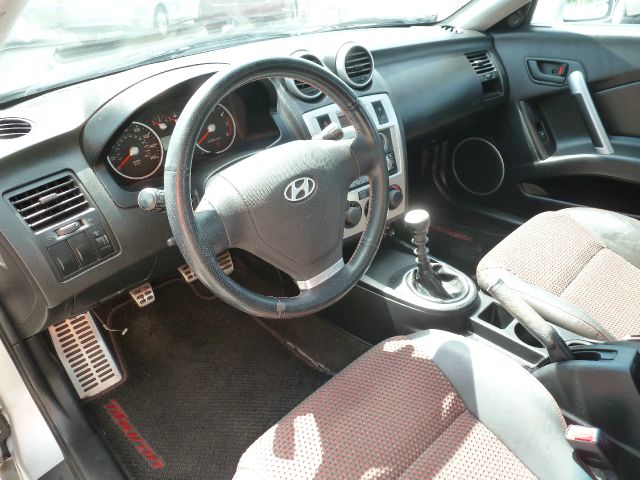 Hyundai Tiburon 2006 photo 20