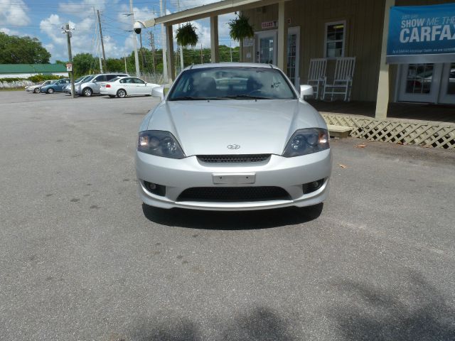 Hyundai Tiburon 2006 photo 24