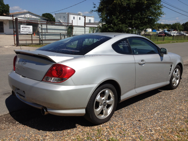 Hyundai Tiburon 2006 photo 1