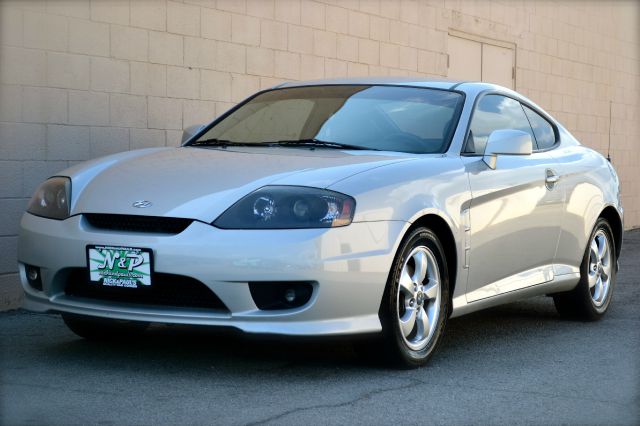 Hyundai Tiburon XLS Coupe