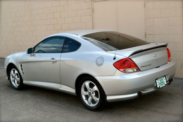 Hyundai Tiburon 2006 photo 4