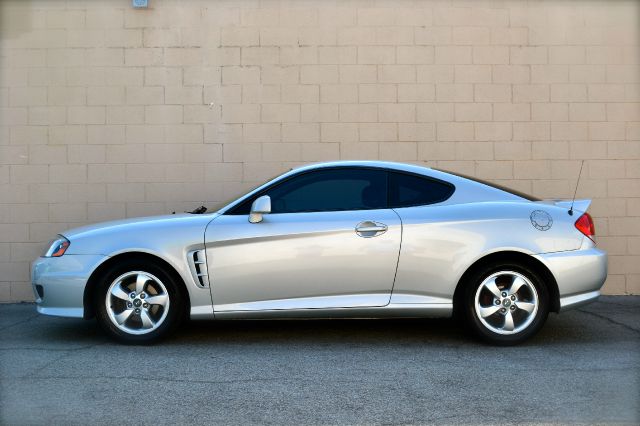 Hyundai Tiburon 2006 photo 5