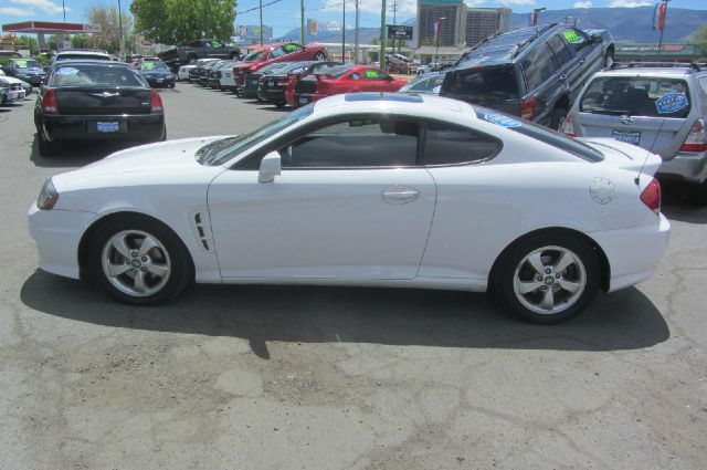 Hyundai Tiburon XLS Coupe