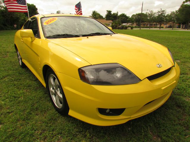 Hyundai Tiburon 2006 photo 13