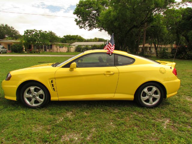 Hyundai Tiburon 2006 photo 19