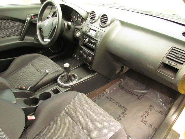 Hyundai Tiburon 2006 photo 53