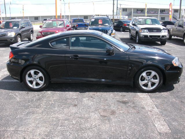 Hyundai Tiburon XLS Coupe