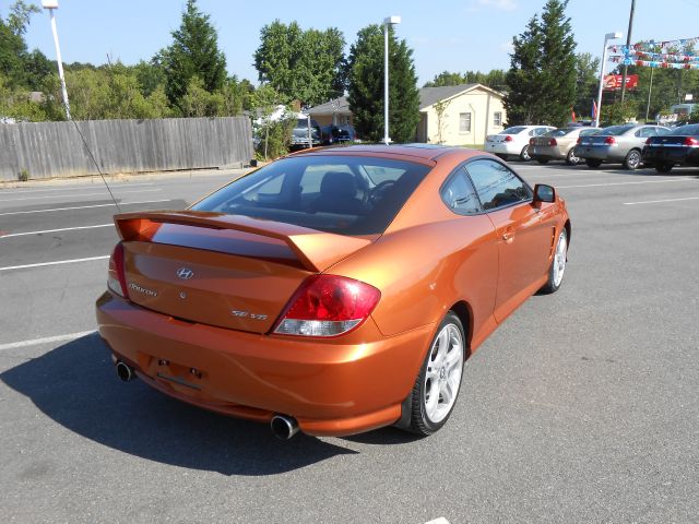 Hyundai Tiburon 2006 photo 1