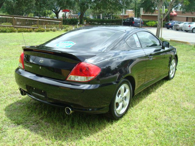 Hyundai Tiburon 2006 photo 3