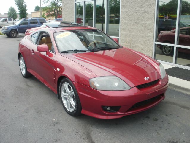 Hyundai Tiburon 2006 photo 2