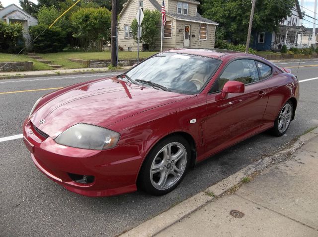 Hyundai Tiburon 2006 photo 1