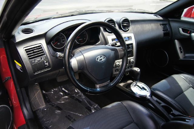 Hyundai Tiburon 2008 photo 13