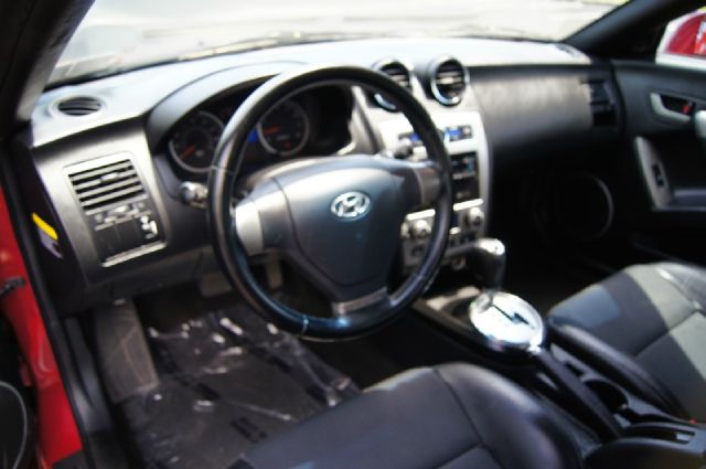 Hyundai Tiburon 2008 photo 15