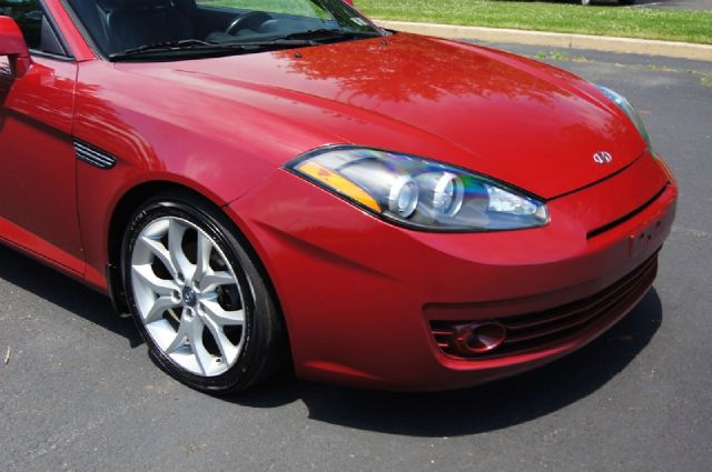 Hyundai Tiburon 2008 photo 22